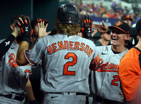 Tale of two Orioles rookies: Grayson Rodriguez struggles while Gunnar Henderson impresses in playoff loss